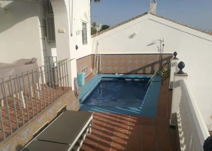 Adosado En Urb Flamingo * Nerja