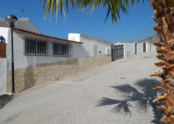 Adosado En Urb Flamingo * Nerja